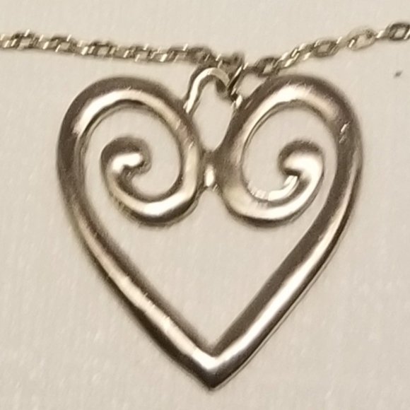 Vtg silvertone necklace with heart-shaped pendant - Picture 6 of 7